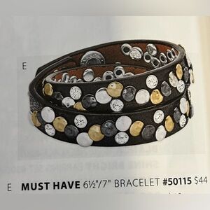 MUST HAVE BRACELET
